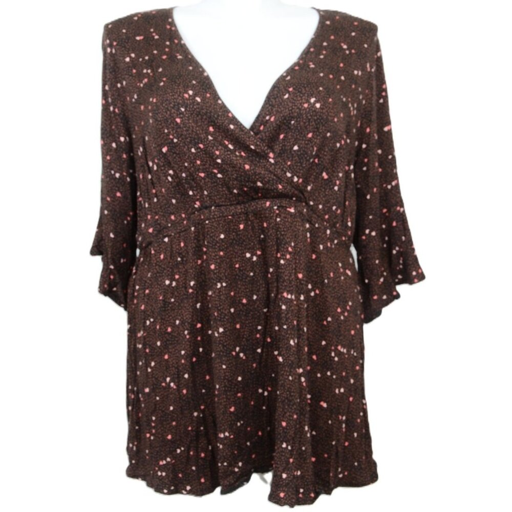 TORRID PLUS Size 1X Babydoll Heart Petals Print Challis Surplice 3/4 Sleeve Top‎